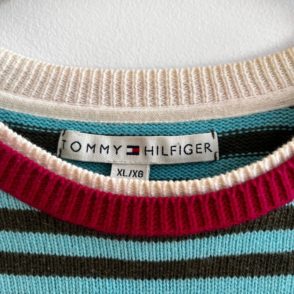 Vintage Tommy Hilfiger sweater - Picture 3 of 3
